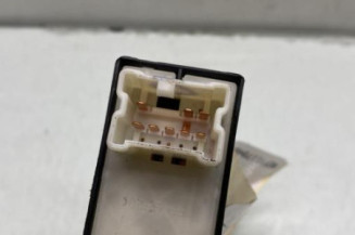 Interrupteur de leve vitre avant gauche SUZUKI ALTO 3