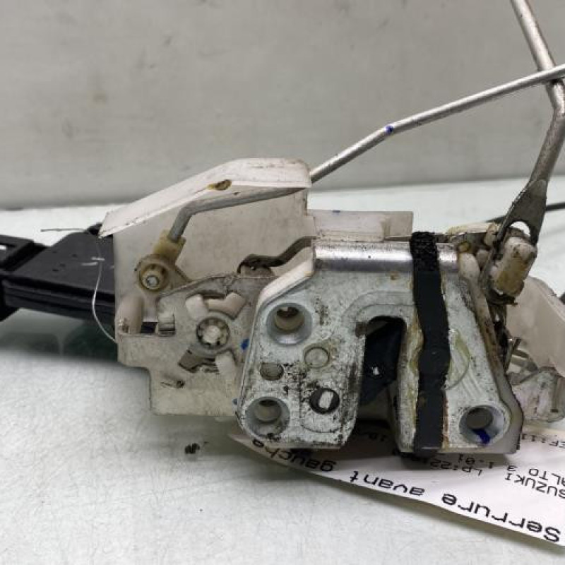 Serrure avant gauche SUZUKI ALTO 3 Photo n°1