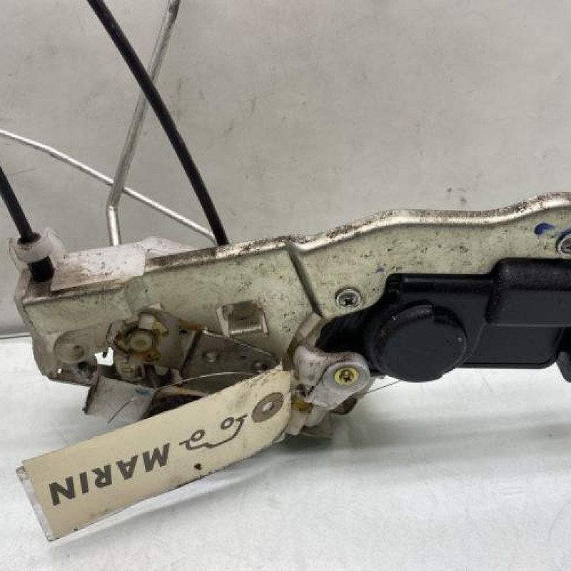 Serrure avant gauche SUZUKI ALTO 3 Photo n°4