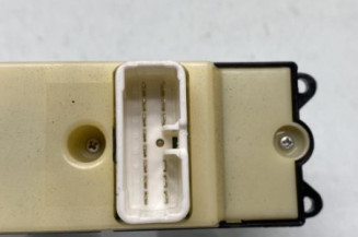 Interrupteur de leve vitre avant gauche MITSUBISHI GRANDIS