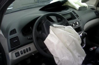 Interrupteur de leve vitre avant gauche MITSUBISHI GRANDIS