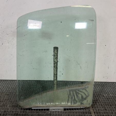 Vitre avant gauche RENAULT MASCOTT Photo n°1