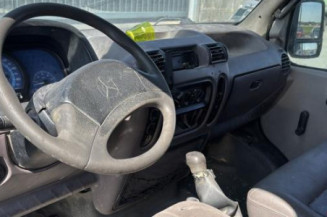 Vitre avant gauche RENAULT MASCOTT