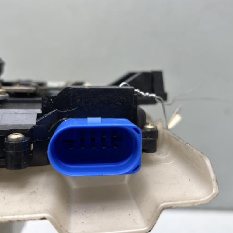 Serrure avant gauche VOLKSWAGEN TOURAN 1 Photo n°4