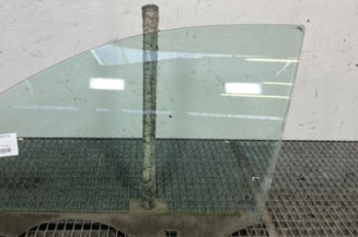 Vitre avant gauche SKODA FABIA 1 Photo n°1