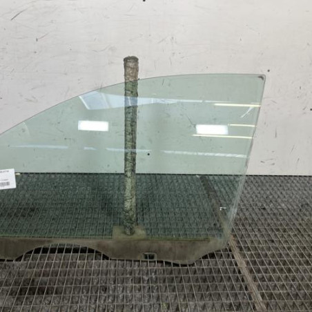 Vitre avant gauche SKODA FABIA 1 Photo n°1