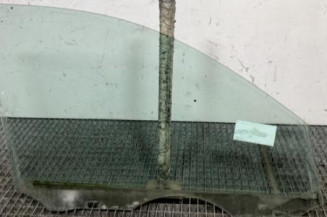 Vitre avant gauche SKODA FABIA 1