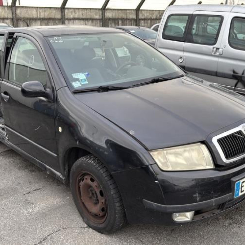 Vitre avant gauche SKODA FABIA 1 Photo n°6