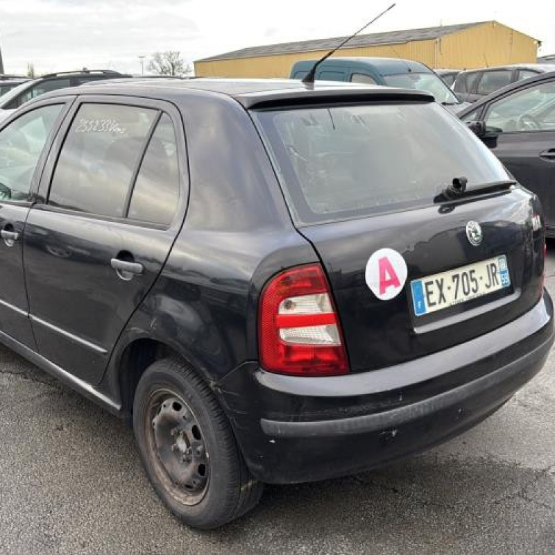 Vitre avant gauche SKODA FABIA 1 Photo n°8