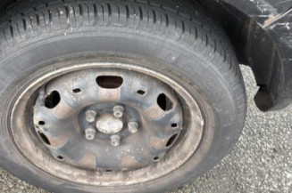 Vitre avant gauche SKODA FABIA 1