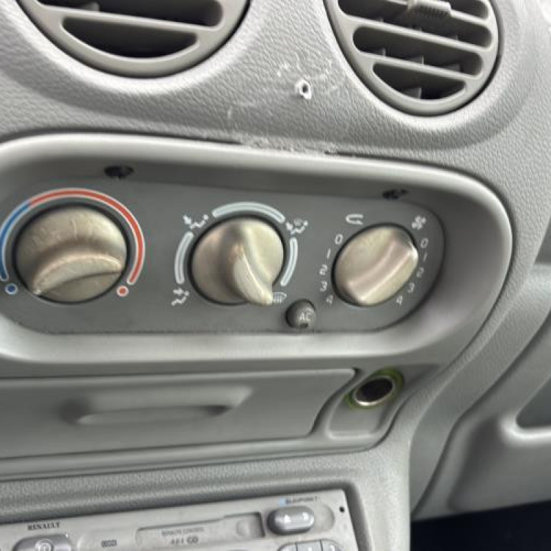 Reservoir essence RENAULT TWINGO 1 Photo n°18