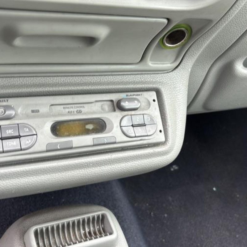 Reservoir essence RENAULT TWINGO 1 Photo n°19