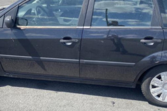 Aile avant droit FORD FIESTA 5