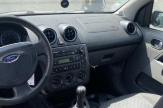 Aile avant droit FORD FIESTA 5