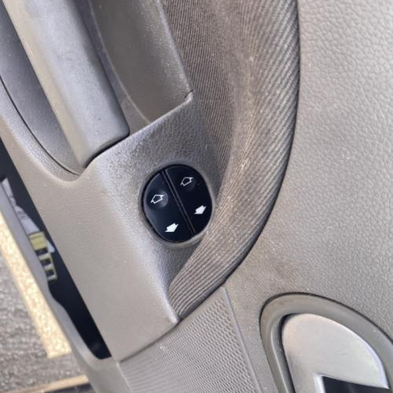 Porte arriere droit FORD FIESTA 5 Photo n°18