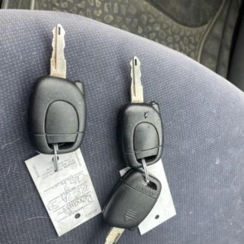 Tambour arriere droit RENAULT CLIO 2 Photo n°15