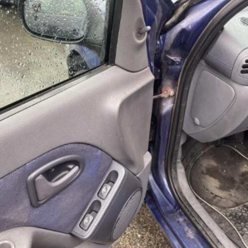 Tambour arriere droit RENAULT CLIO 2 Photo n°18