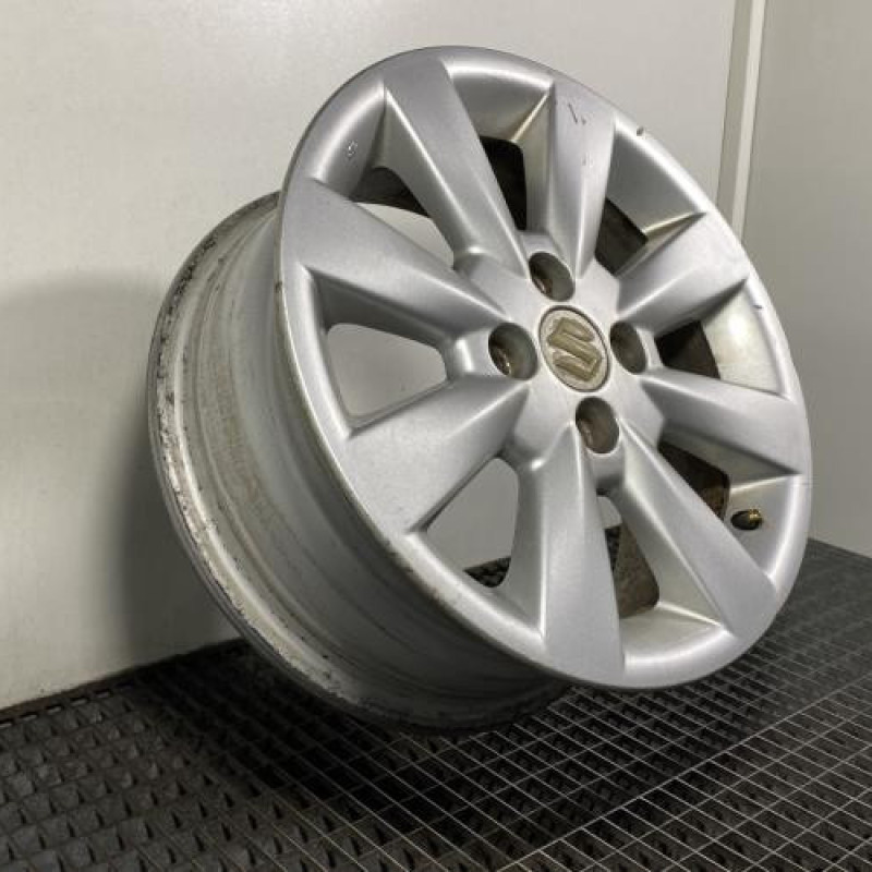 Jante SUZUKI LIANA Photo n°3