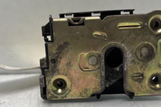 Serrure arriere droit RENAULT SUPER 5
