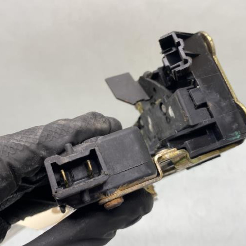 Serrure avant gauche RENAULT TWINGO 1 Photo n°4