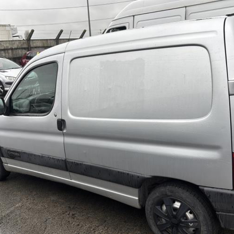 Capot CITROEN BERLINGO 1 Photo n°17
