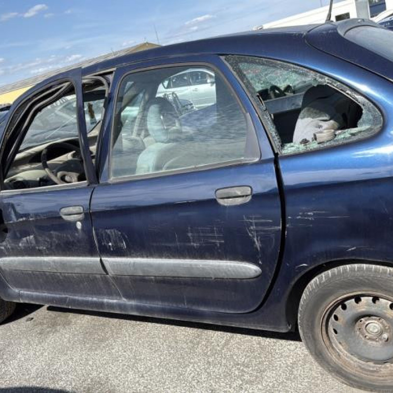 Serrure avant droit CITROEN XSARA PICASSO Photo n°10