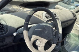 Serrure avant droit CITROEN XSARA PICASSO