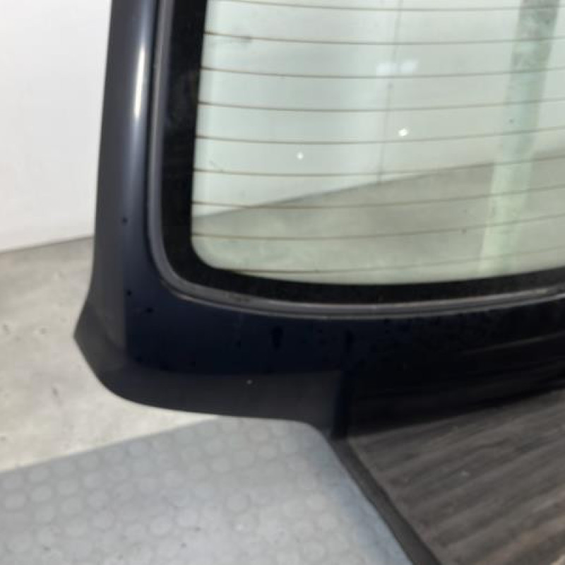 Malle/Hayon arriere PEUGEOT 106 Photo n°5