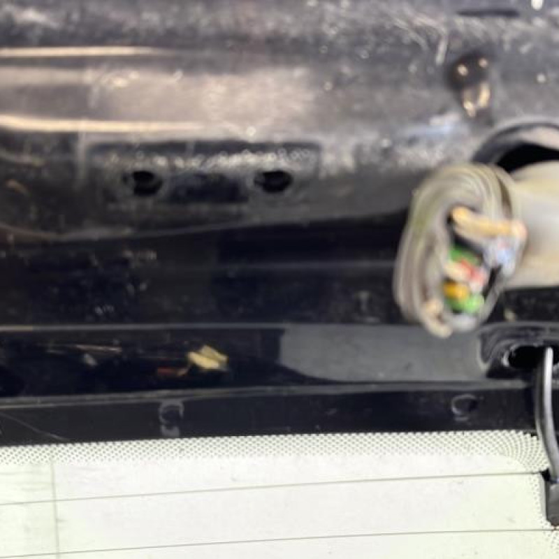 Malle/Hayon arriere PEUGEOT 106 Photo n°7