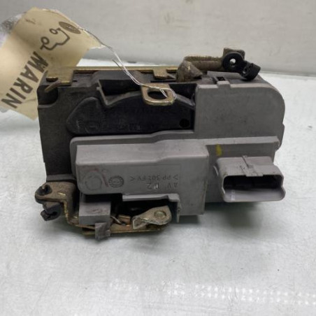 Serrure avant droit PEUGEOT 206
