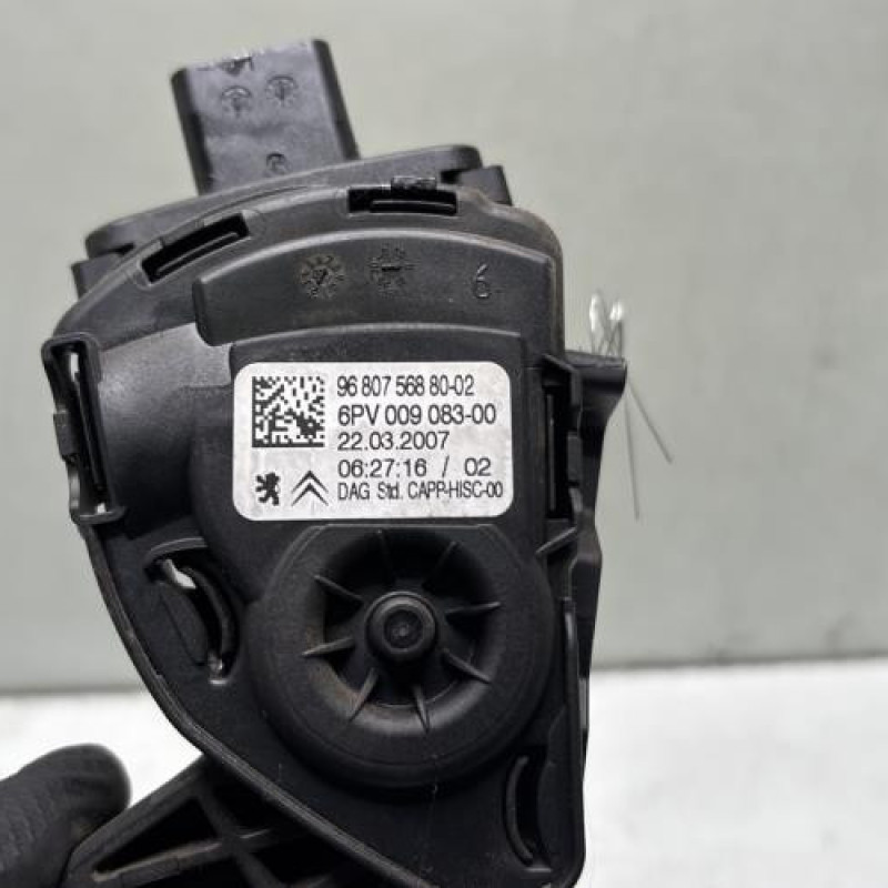 Pedale d'accelerateur PEUGEOT 207 Photo n°4