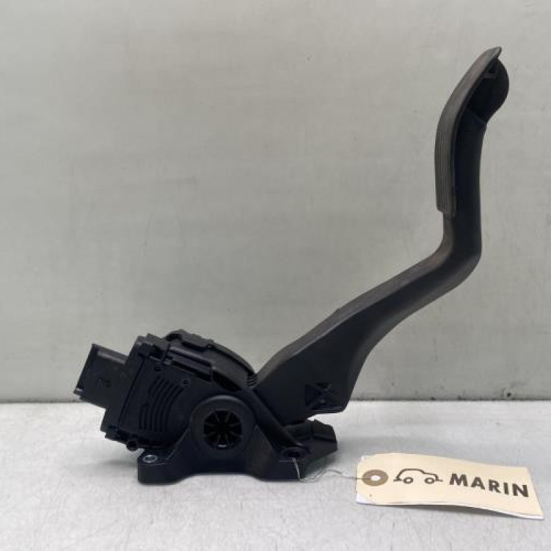 Pedale d'accelerateur PEUGEOT 208 1 Photo n°1