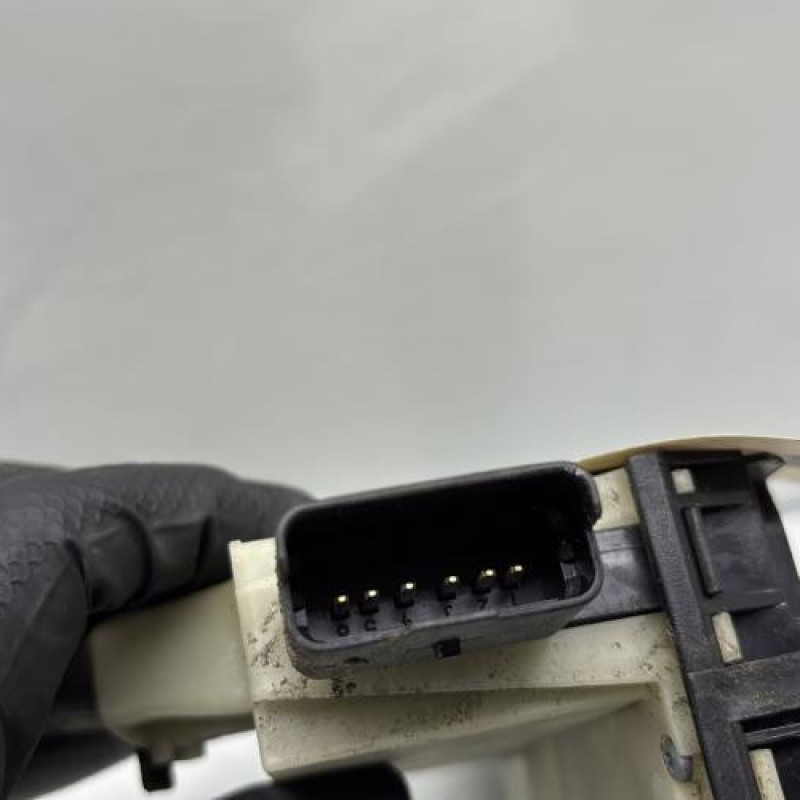 Serrure arriere droit PEUGEOT 208 1 Photo n°6