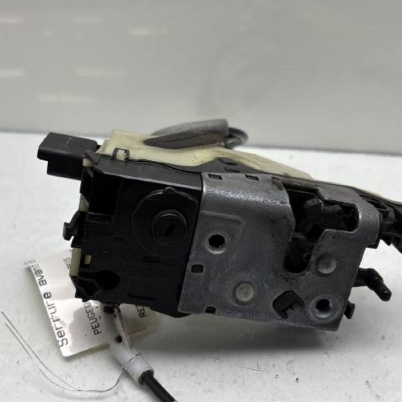 Serrure avant droit PEUGEOT 208 1 Photo n°8