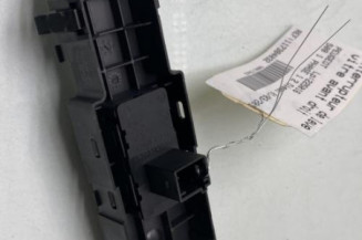 Interrupteur de leve vitre avant droit PEUGEOT 508 1