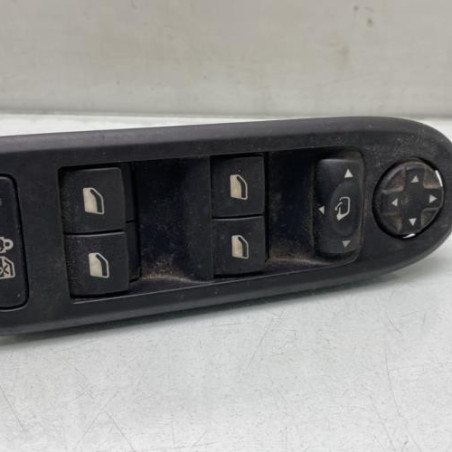 Interrupteur de leve vitre avant gauche PEUGEOT 508 1 Photo n°1