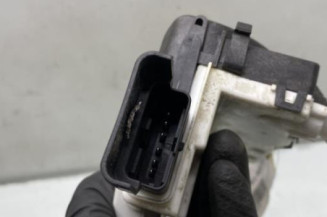 Serrure avant droit PEUGEOT 508 1