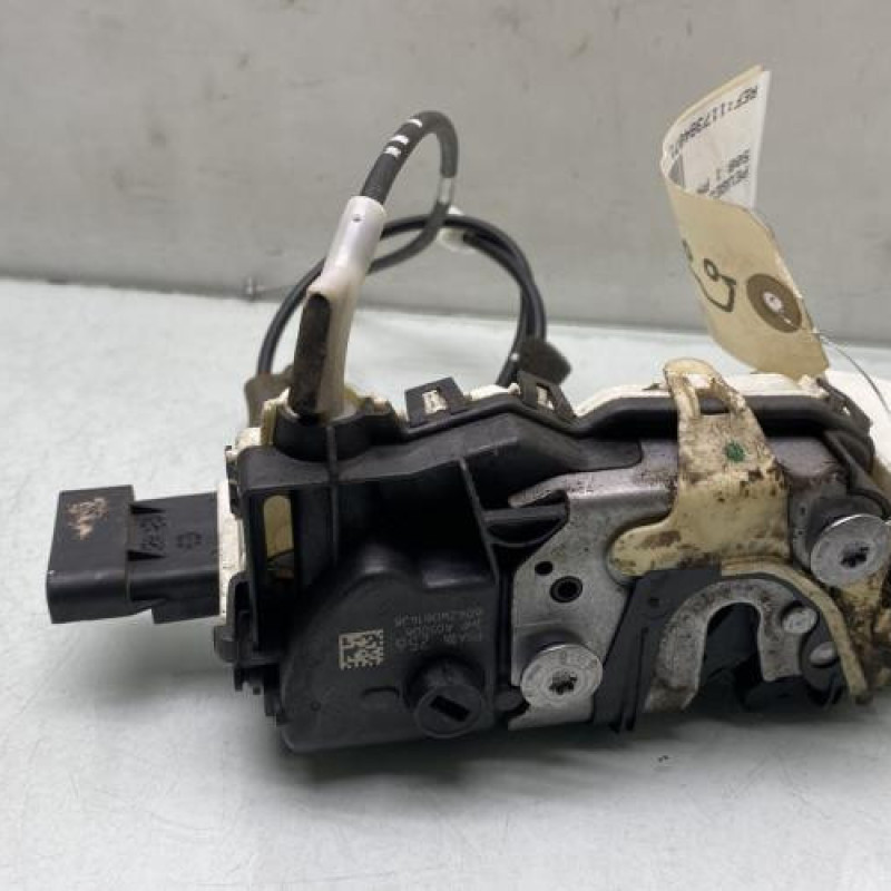 Serrure avant gauche PEUGEOT 508 1 Photo n°1