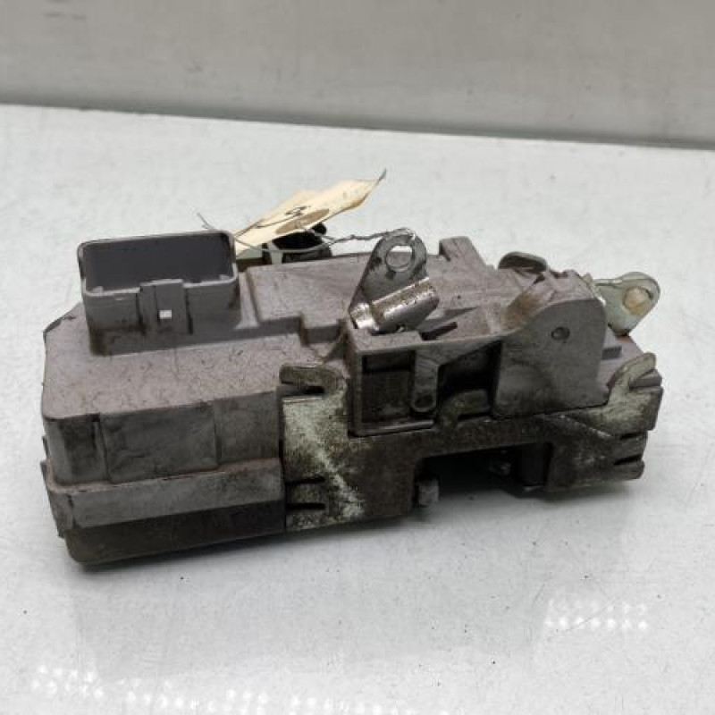 Serrure avant gauche PEUGEOT PARTNER 1 Photo n°4