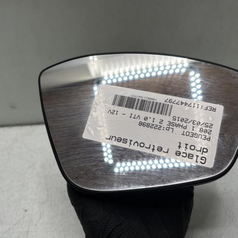 Glace retroviseur droit PEUGEOT 208 1 Photo n°1