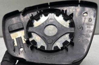 Glace retroviseur droit PEUGEOT 208 1