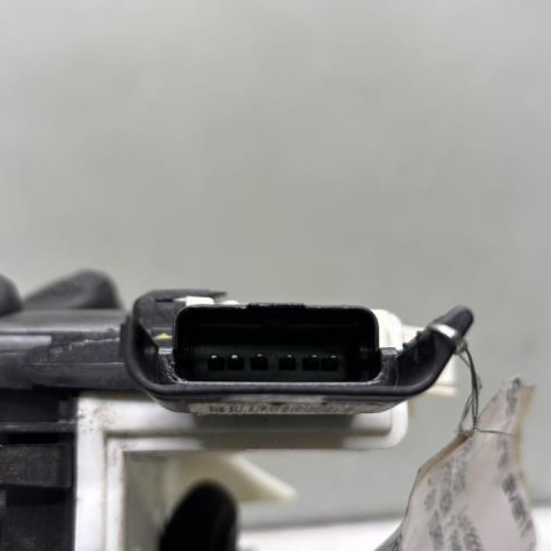 Serrure avant gauche PEUGEOT PARTNER 2 Photo n°6