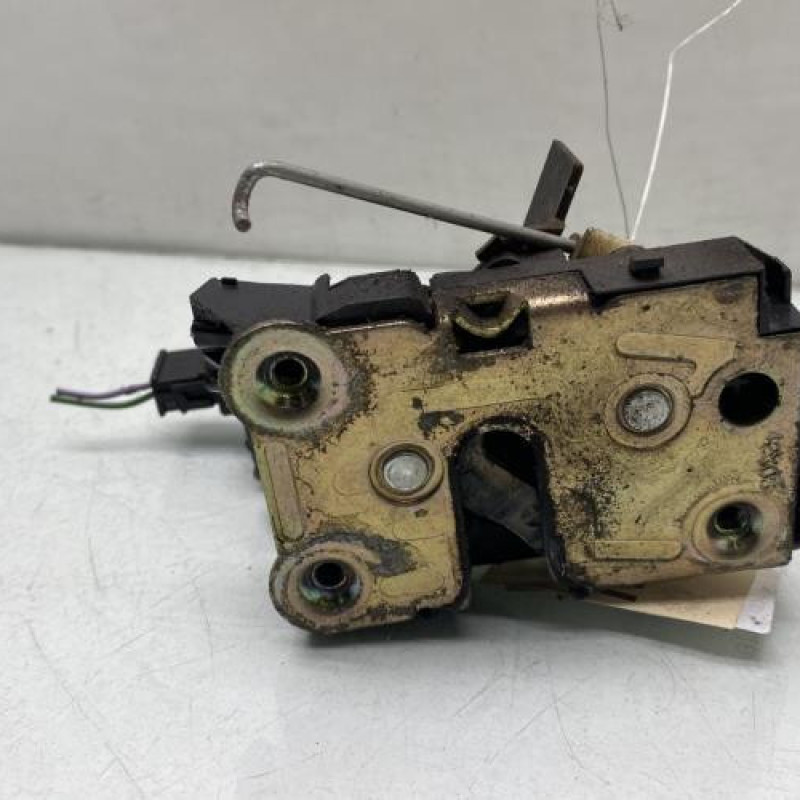 Serrure avant gauche RENAULT TWINGO 1 Photo n°1