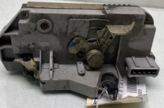 Serrure arriere droit PEUGEOT 306