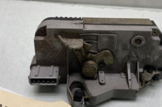 Serrure arriere gauche PEUGEOT 306