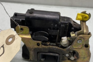 Serrure avant droit RENAULT KANGOO 1