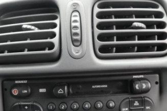 Tambour arriere droit RENAULT CLIO 2