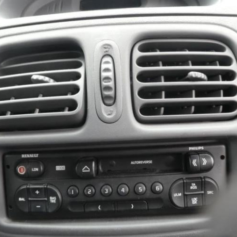 Tambour arriere droit RENAULT CLIO 2 Photo n°12