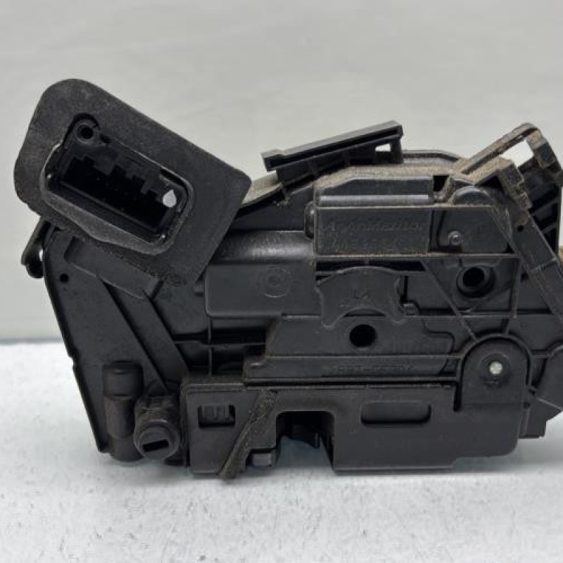 Serrure arriere gauche VOLKSWAGEN POLO 5 Photo n°4