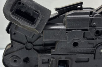 Serrure avant gauche VOLKSWAGEN POLO 5